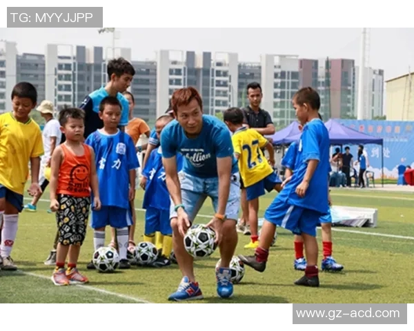 黑人足球明星创办学校助力青少年教育与梦想实现